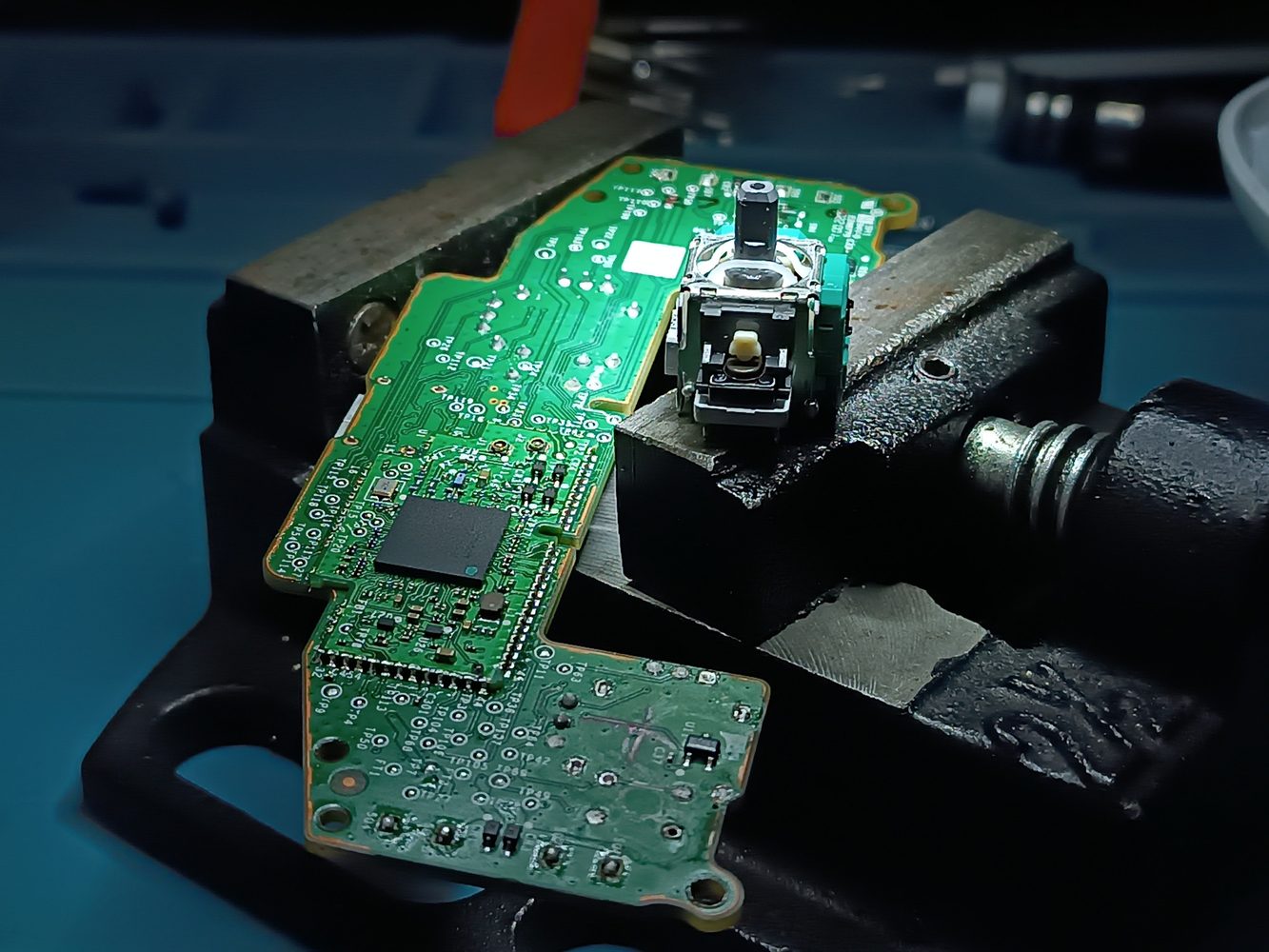 Placa de consola en reparación