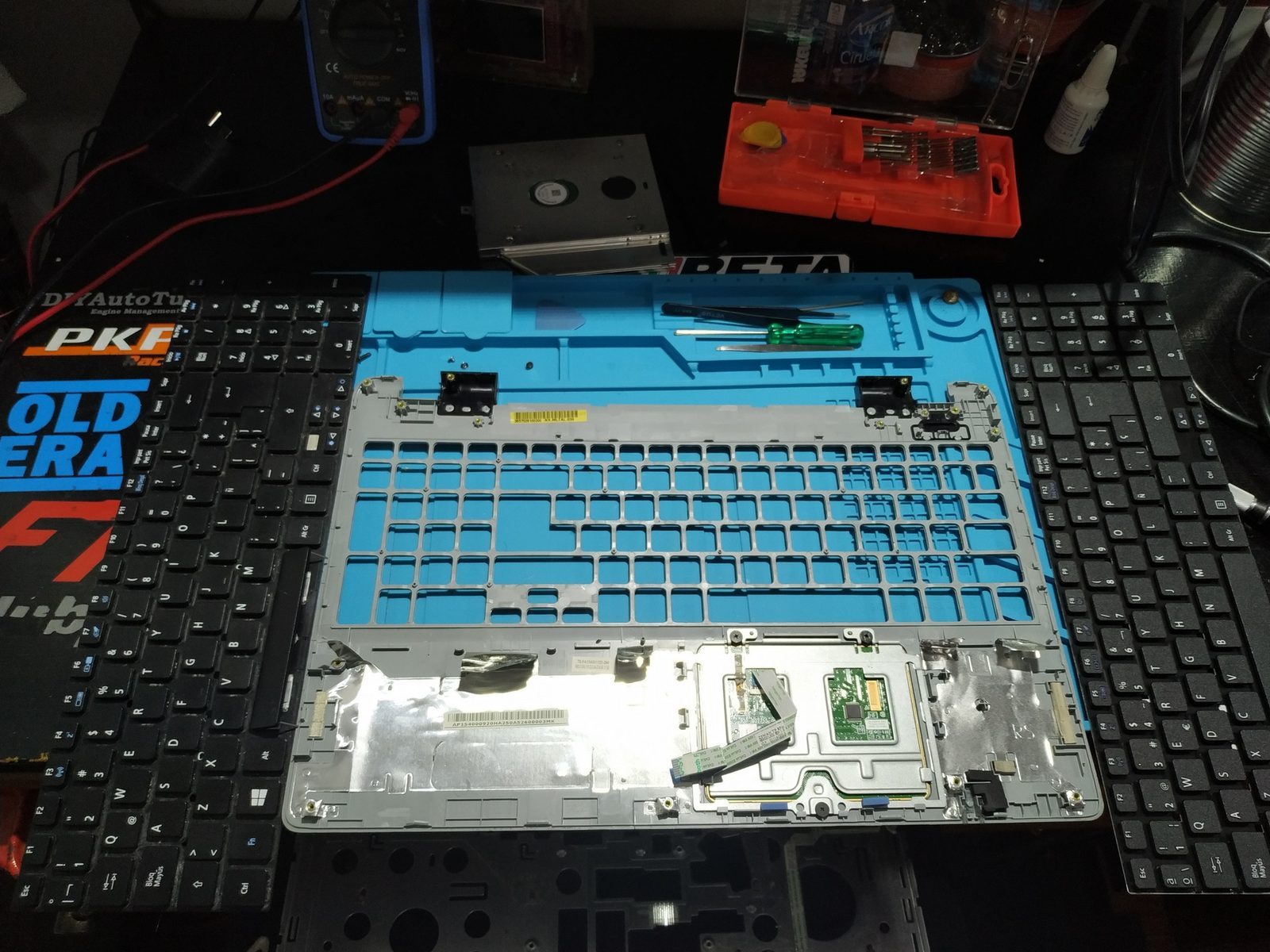 Cambio de teclados de notebook